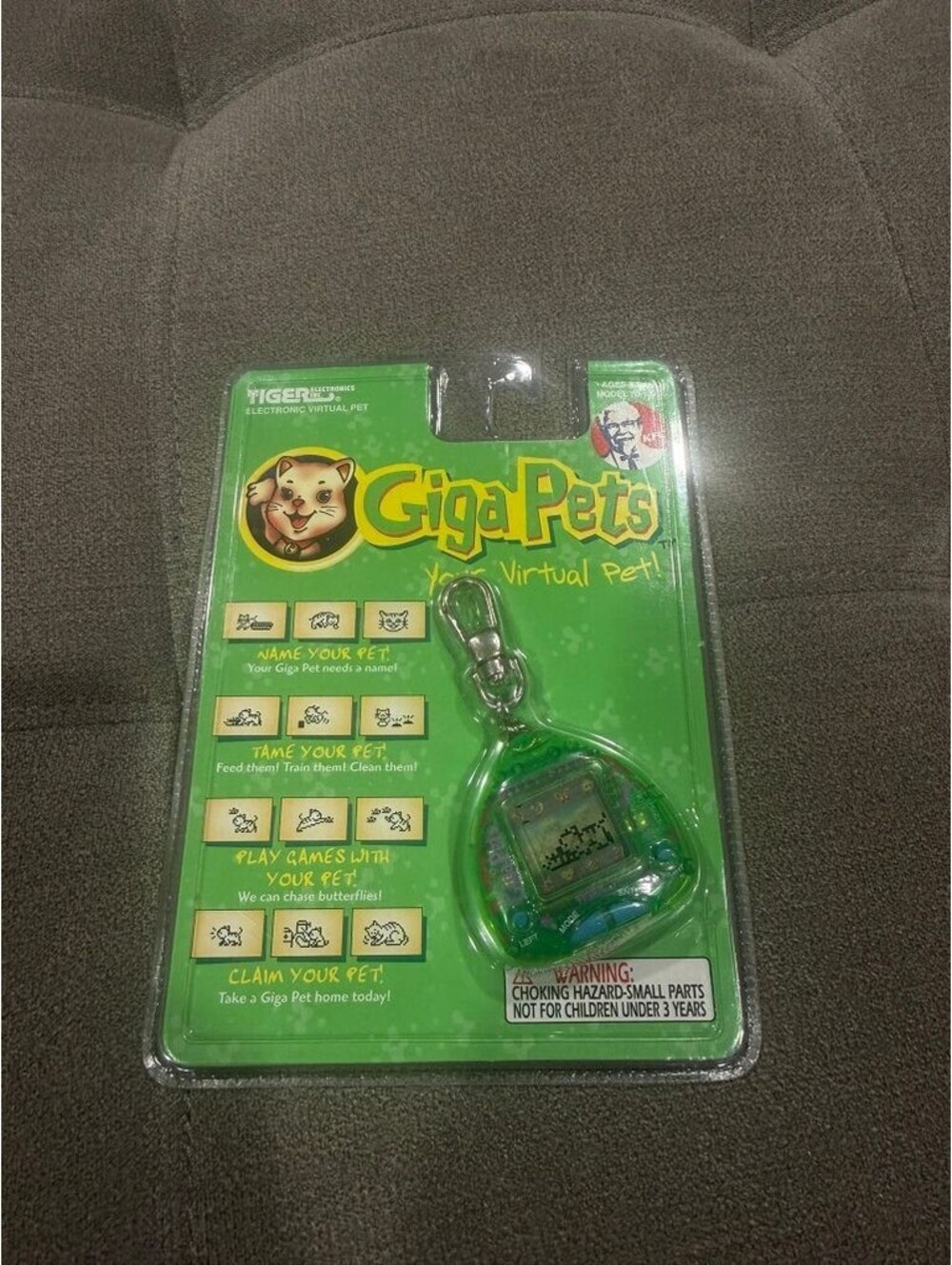 Giga Pets CyberKitty KFC Tiger Electronics 1997 Virtual Pet
